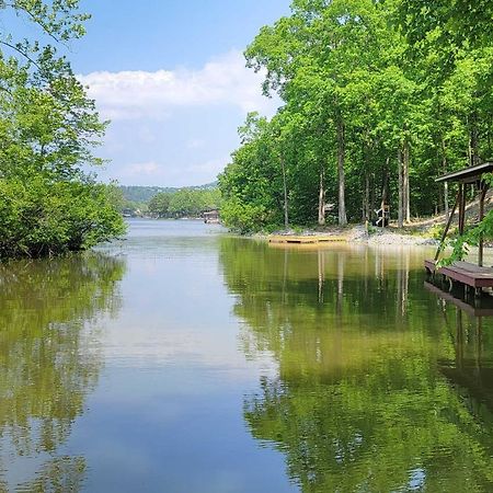 Lakeside Hot Springs Retreat With Kayaks And Boat Dock Hot Springs Village Екстер'єр фото