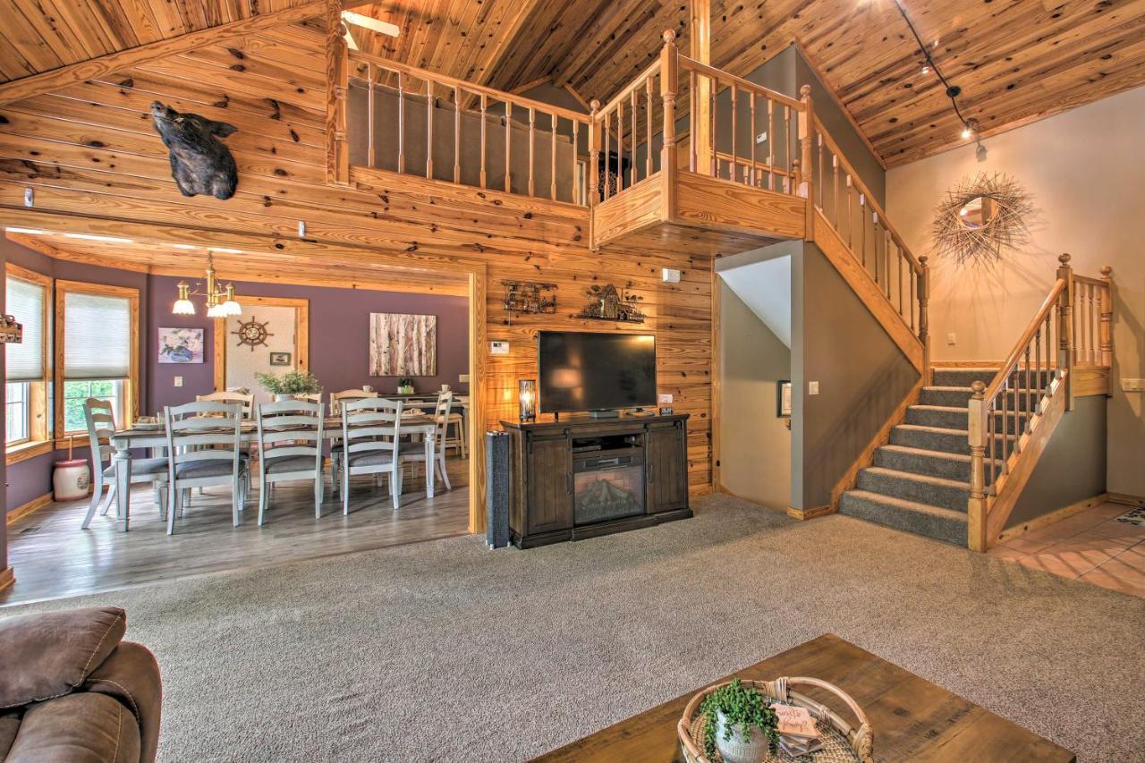 Lakeside Hot Springs Retreat With Kayaks And Boat Dock Hot Springs Village Екстер'єр фото